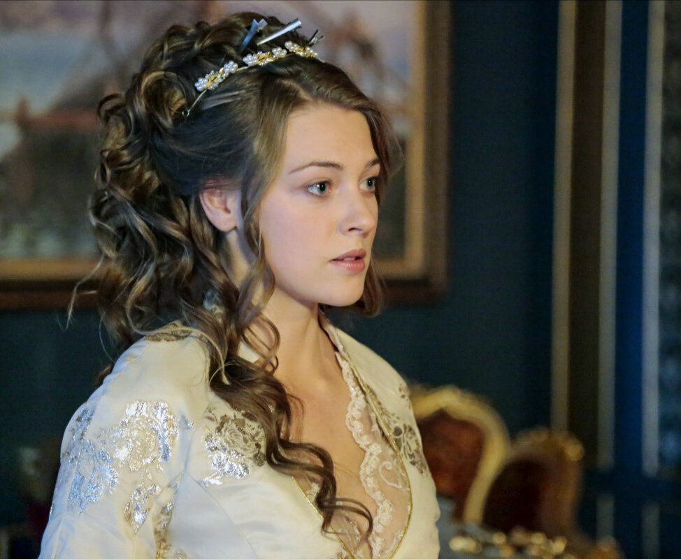 Кадр из сериала Султан моего сердца. Здесь Александра Никифорова в главной роли Анны. 