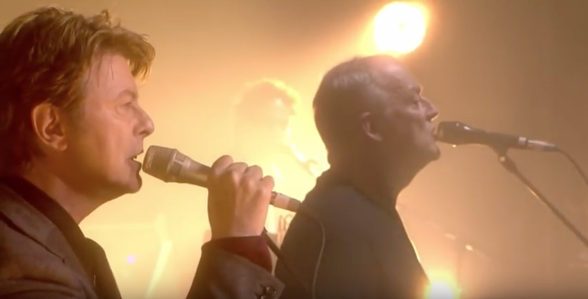 Во время совместного выступления "Remember That Night"