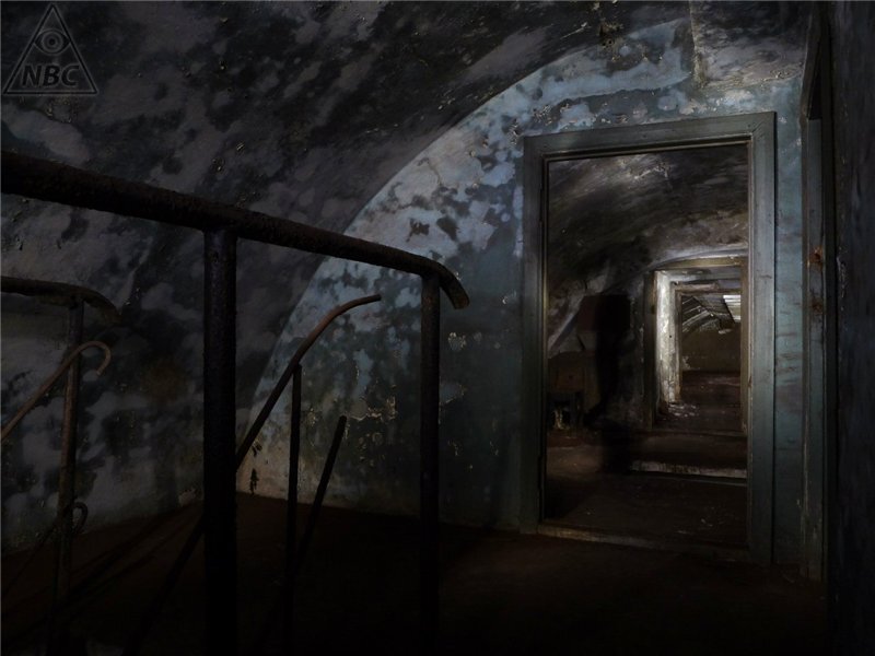 Пульт управления бункер. Пульт управления стационарный. Пункт управления в бункере. Бункер ссср радиорубка. Бункер связи ссср.