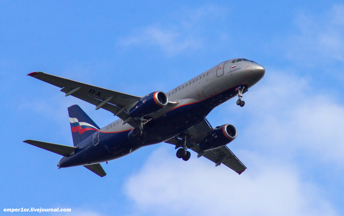 SSJ-100 RA-89116 рейсом SU1365 Ставрополь - Москва