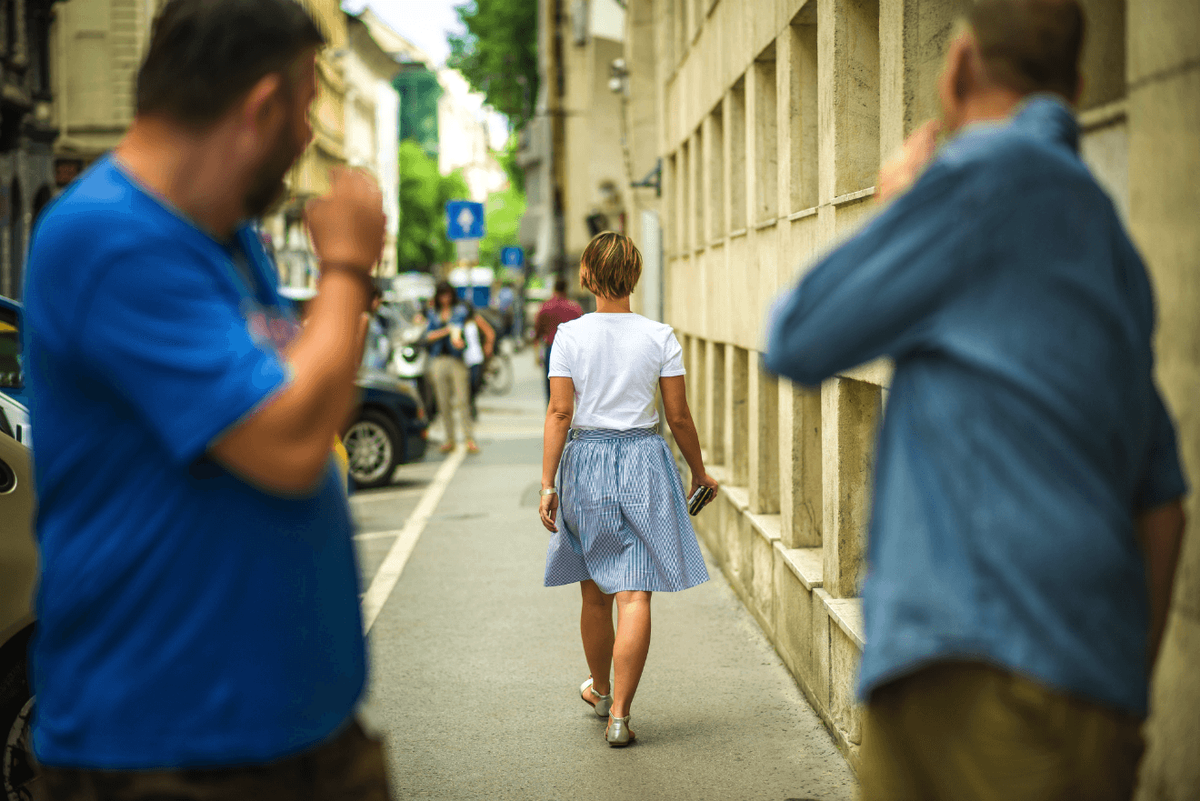 Catcalling - один из типичный форматов проявления психологического насилия