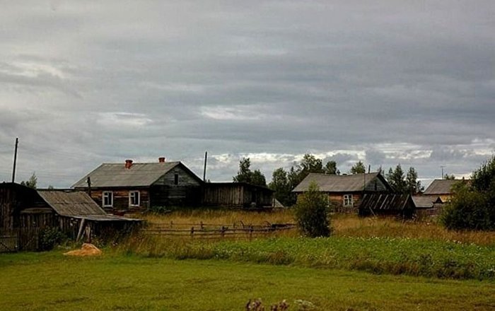1.Сонная деревня калачи.В деревне Калачи в Казахстане время от времени местные жители "засыпают" буквально на ходу, погружаясь в сон на три-четыре дня, а то и неделю. Власти Казахстана предложили всем желающим переехать в другие районы Акмолинской области или в соседние регионы.