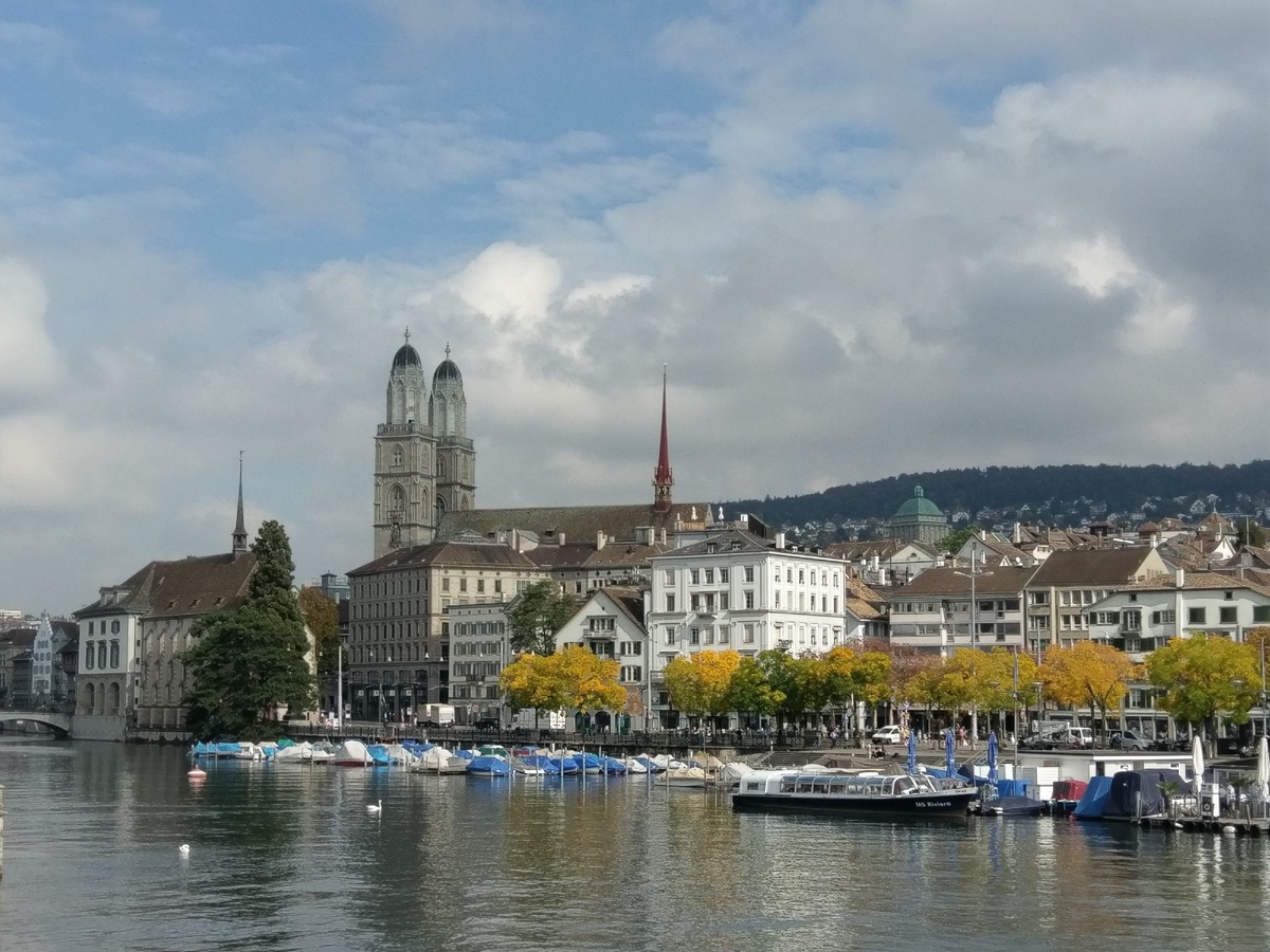  Вид на Лиматт