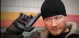 А вот и октер!!😃 Зовут макс! В фильме!