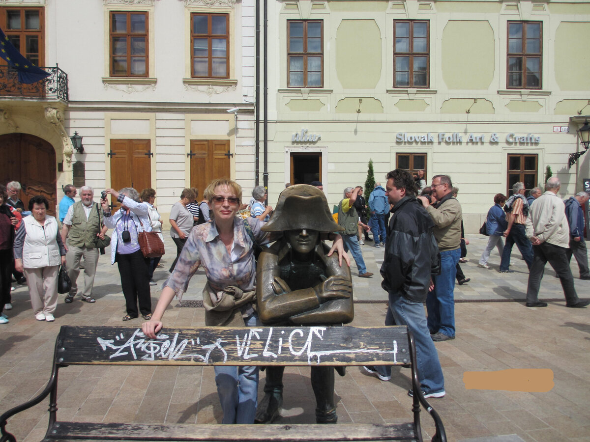 Памятник французскому солдату в Братиславе. Фото сделано автором этого поста