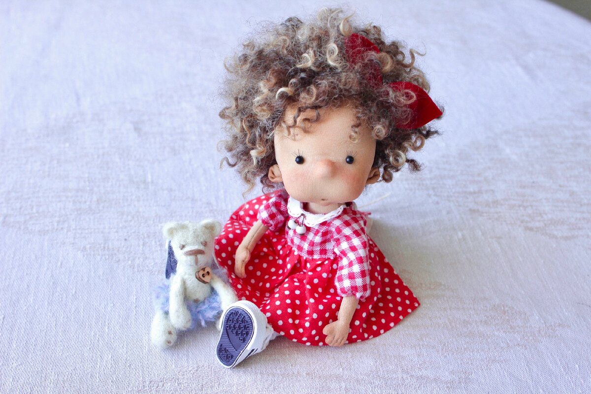 Куклы с харизмой: от первой любви до онлайн-школы