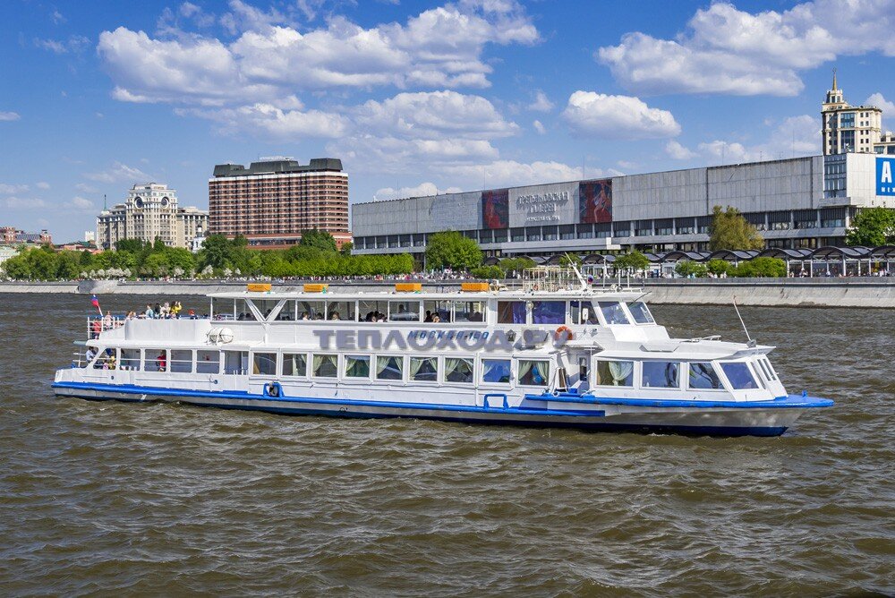 Теплоход "Радость" (Москва-150)