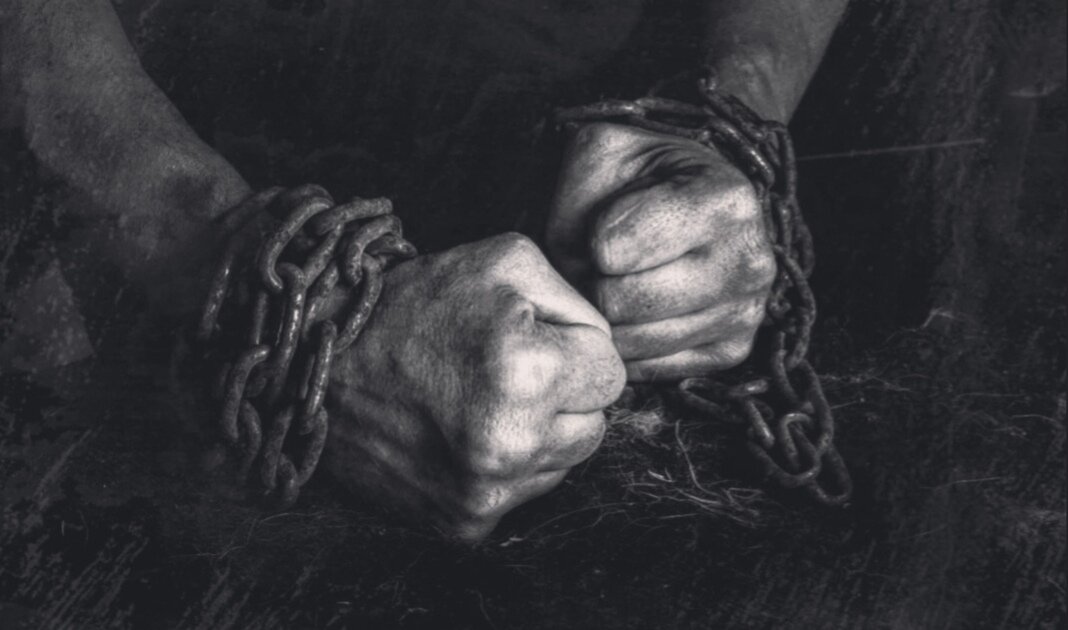 Фото (арт) найдено на просторах интернета. Если вы являетесь автором данного арта, пожалуйста напишите мне в личку для указания авторства или замены иллюстрации по вашему желанию.