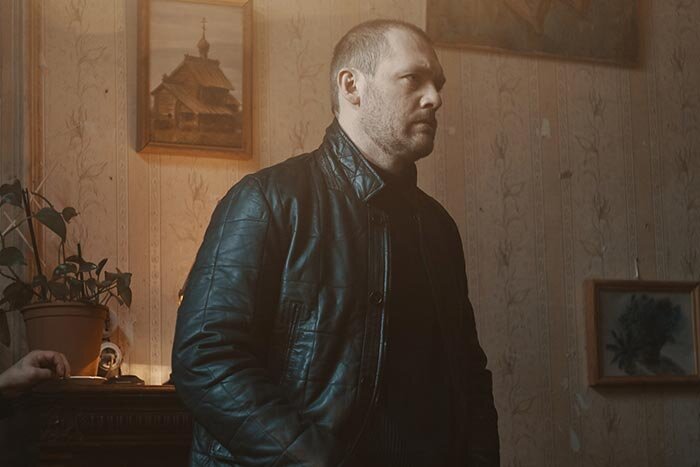 Денис Шведов в образе Волка.