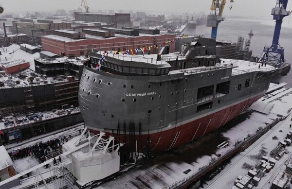 Спуск на воду ЛСП "Северный полюс". Изображение с сайта "Адмирлтейских верфей" (http://admship.ru/press/news/)