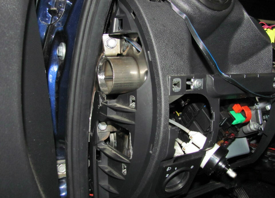 Радиатор охлаждения двигателя и кондиционера в сборе Н/О для Лада Калина 2, Гранта