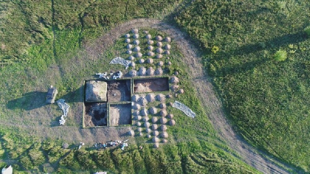 Раскопки в Усвятах. Источник: pskov.ru