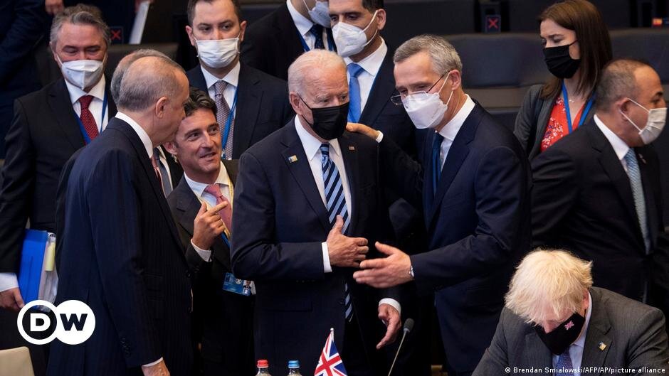 Дедушку не усадили... Фотография взята из открытого источника.