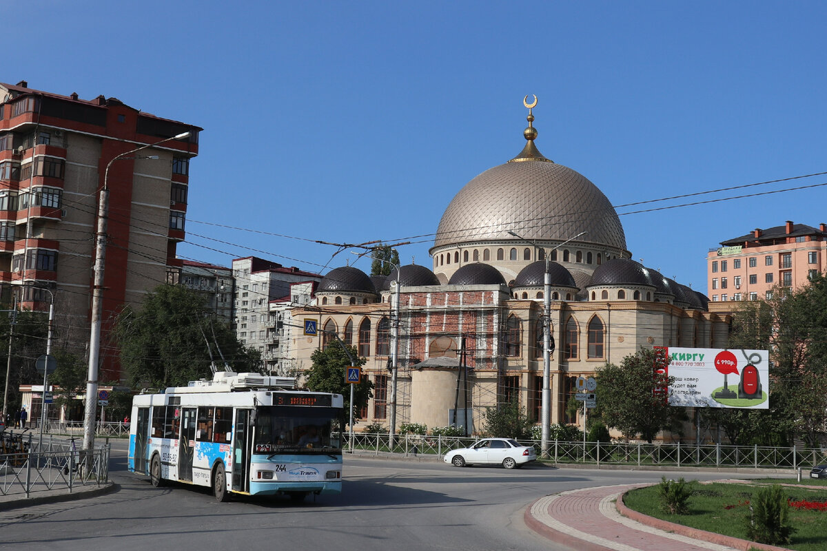Междугородний дагестанский троллейбус. Как доехать с комфортом из Махачкалы в Каспийск