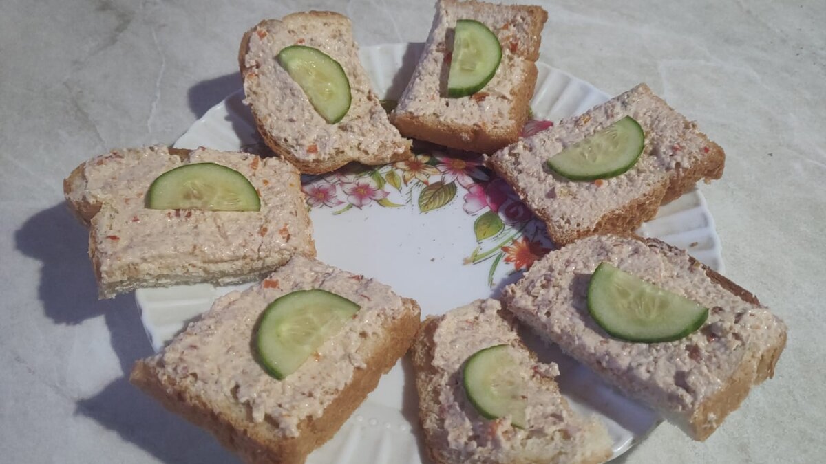 Бутерброды с рыбной закуской 