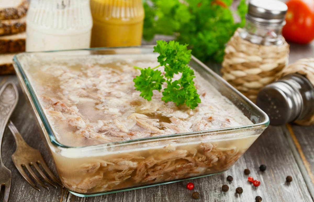 Холодный холодец. Холодец. Холодец говяжий. Холодец мясной. Холодец русский