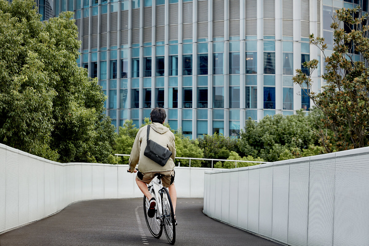 Ещё ей называют «сумка почтальона» 