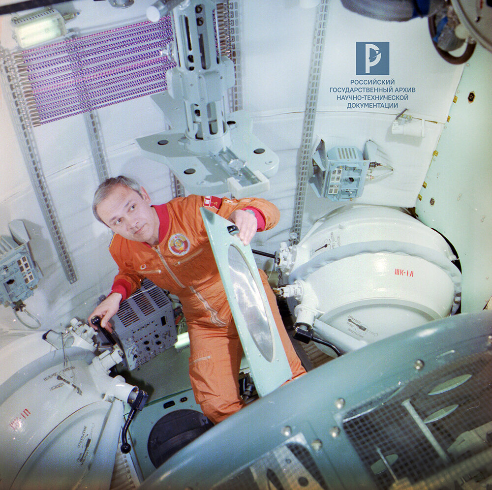 борисенко андрей иванович космонавт. новости науки и космоса. андрей борисенков космонавт в космосе. новости науки и космоса. наука в америке.