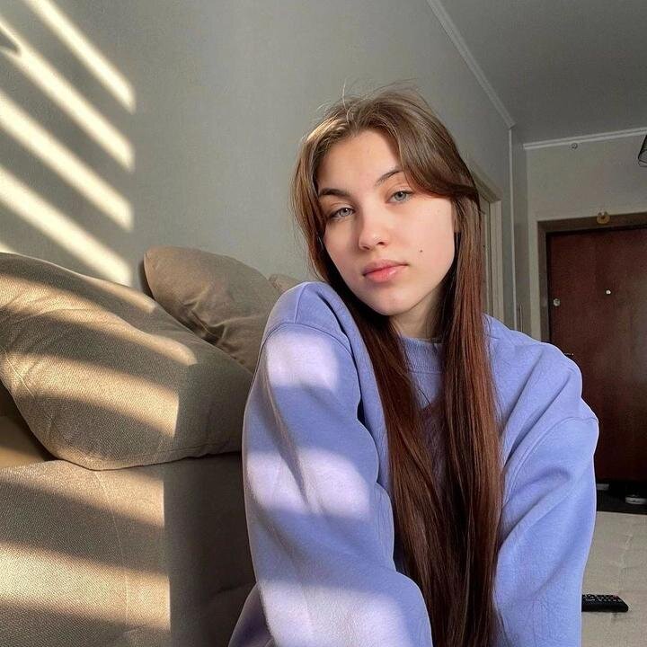 НА ФОТО ПОЛИНА ЕВСТАФЬЕВА