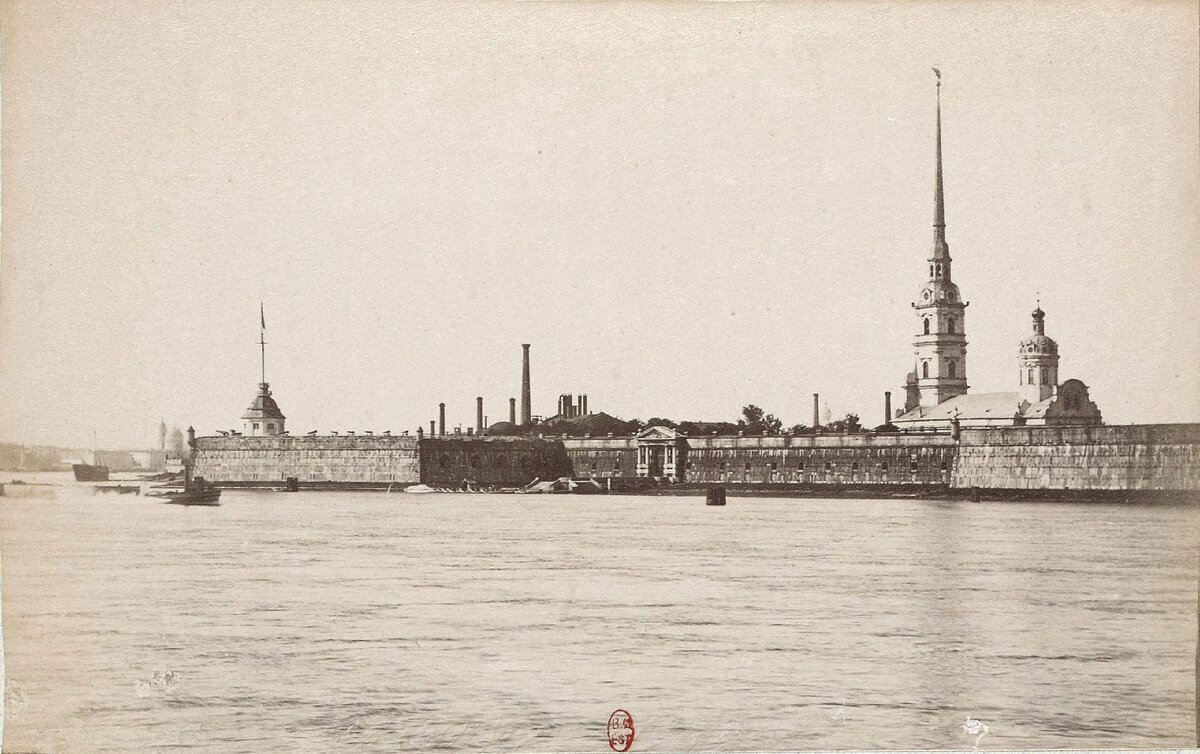 Петропавловская крепость в Санкт-Петербурге 