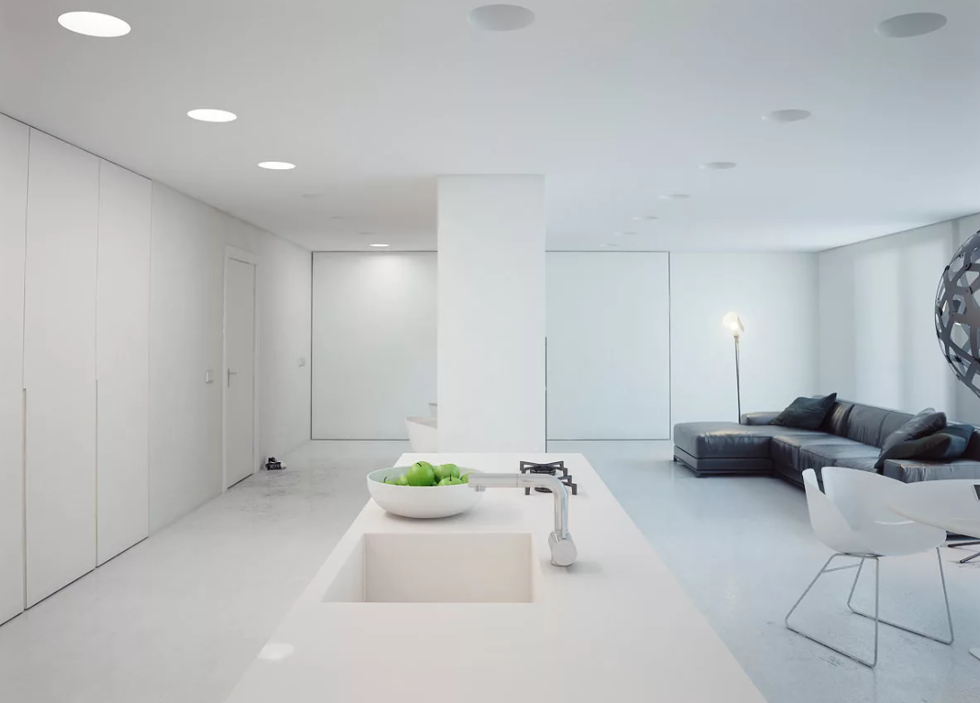 Стиль минимализм идеально подойдет для небольшой квартиры мини-студии