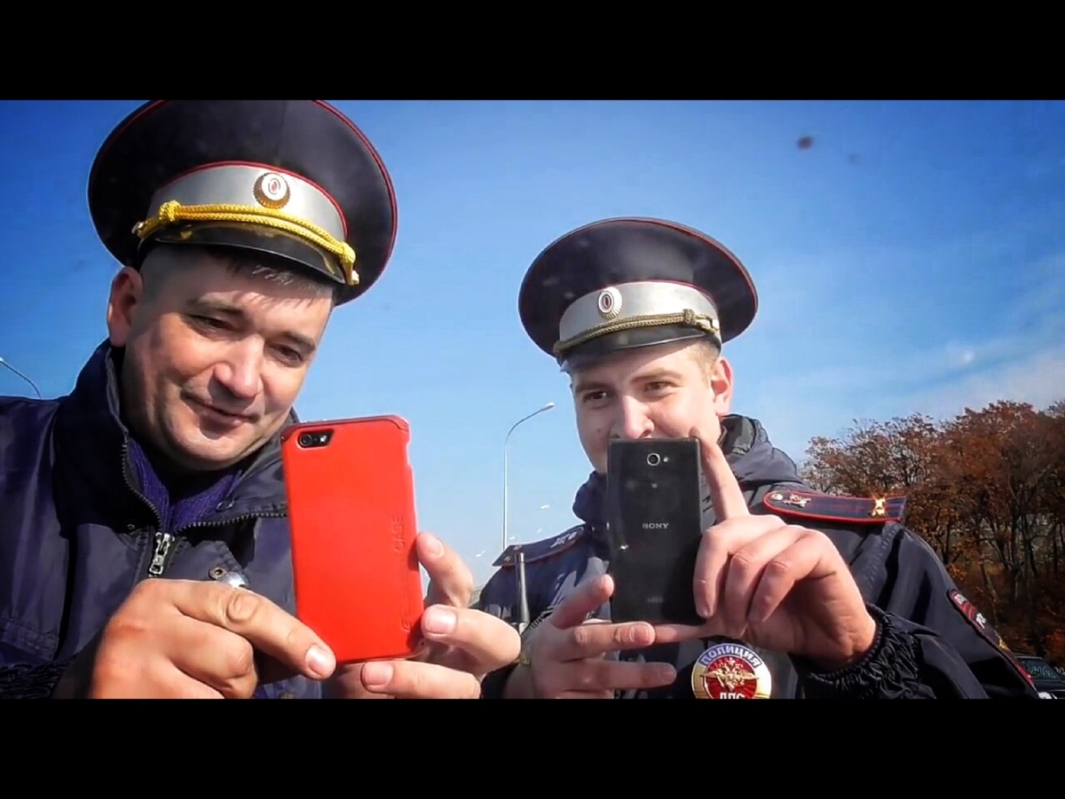 Счастливые гаеры.
