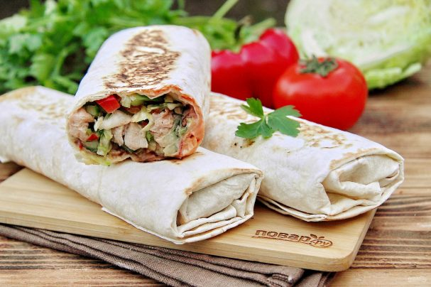 В этом рецепте присутствует большой букет ингредиентов. Это вкусно,сочно и ароматно!