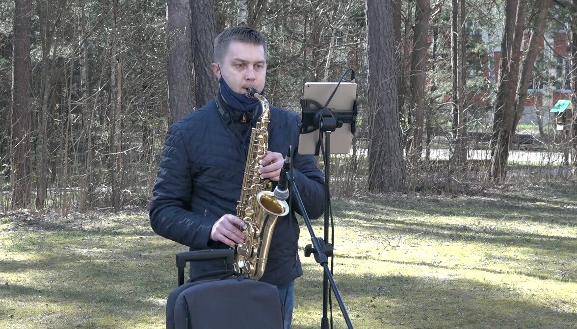 Открытые концерты - прямо во дворах