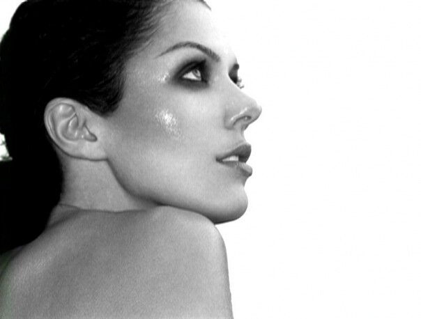 Эдрианн Карри — первая победительница Топ-модель по-американски.