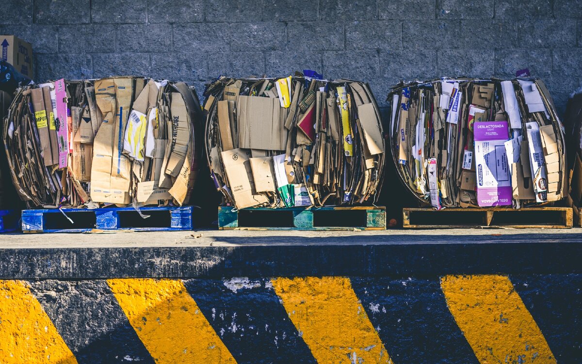 https://unsplash.com/photos/qph7tJfcDys