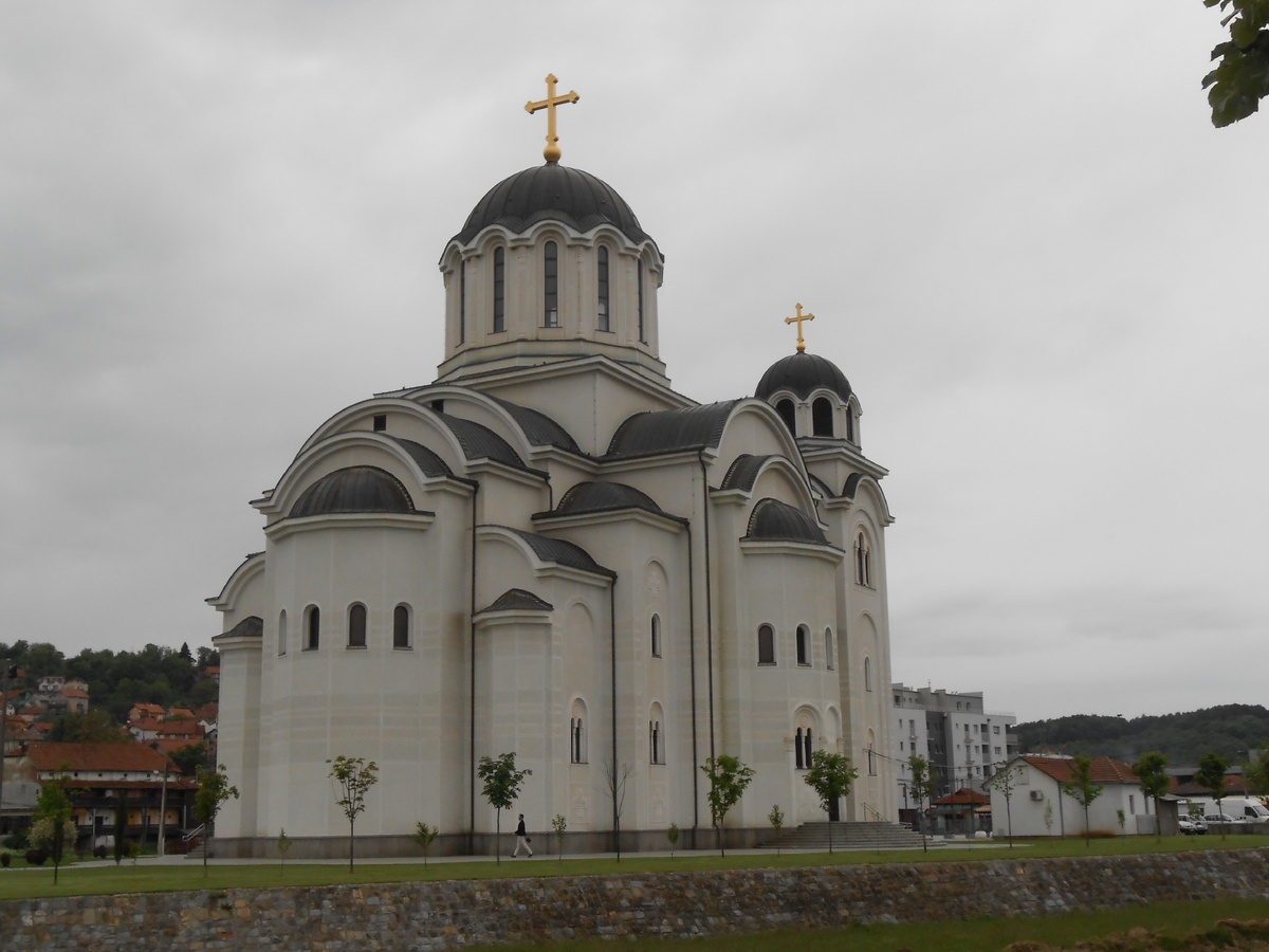 Новый православный собор в центре Валева