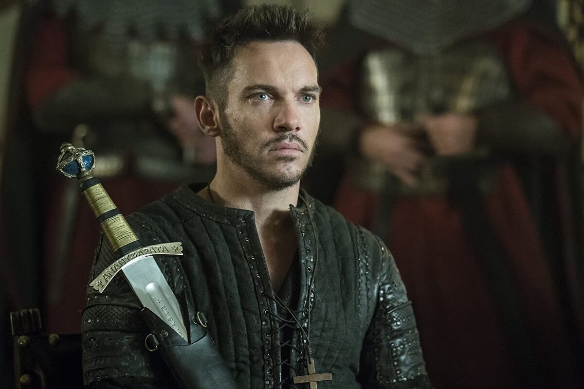 Джонатан Риз Майерс Bishop Heahmund