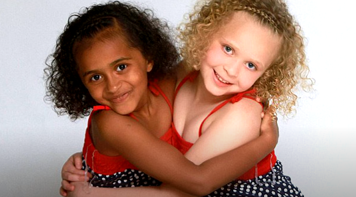 Разноцветные близняшки