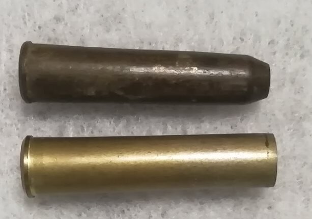 Сверху переобжатый патрон для ППТ-27