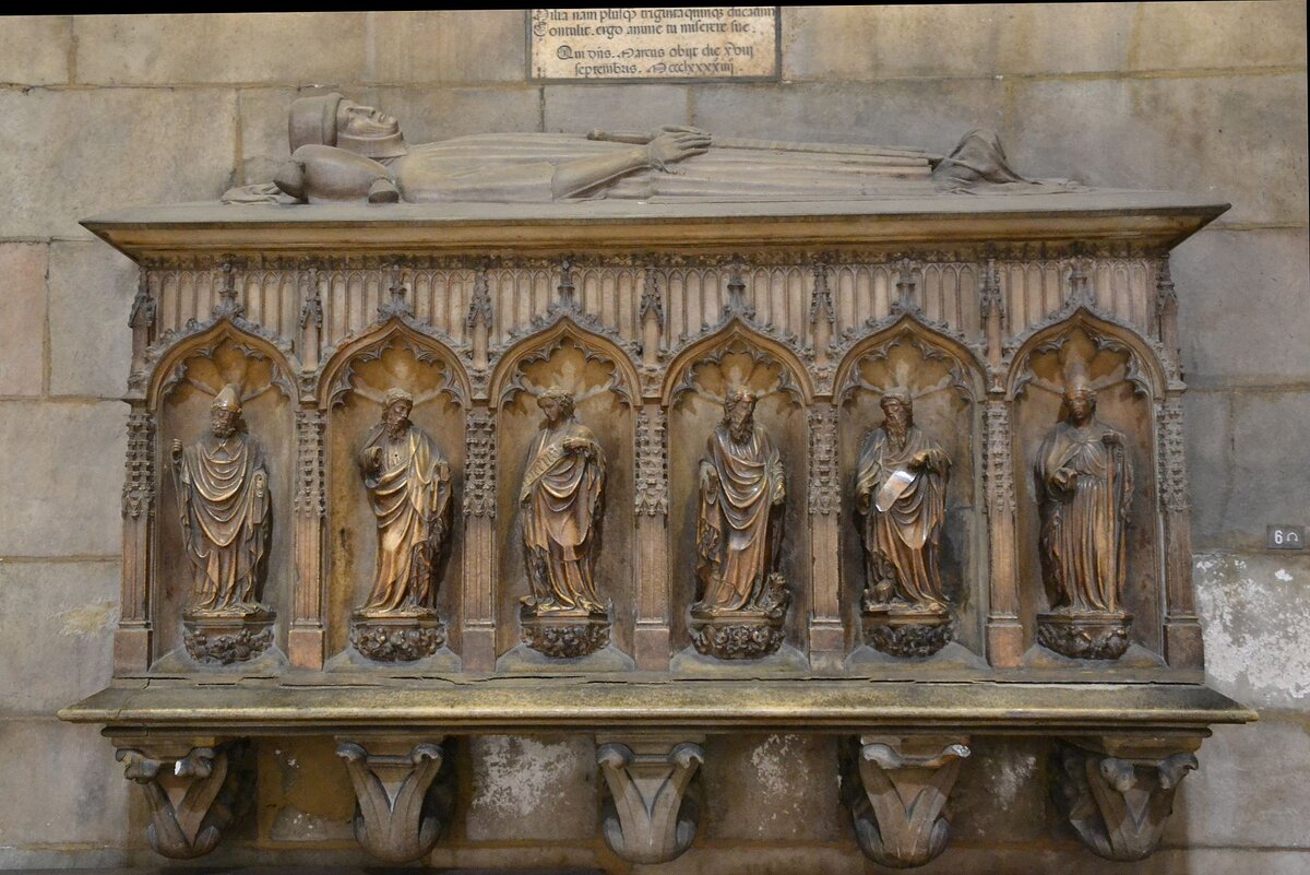 Гробница Марко Корелли. Филиппино дельи Органи, Якопино да Традате
Автор: Carlo Dell'Orto - собственная работа 
Источник: https://upload.wikimedia.org/wikipedia/commons/0/08/Duomo_di_Milano._La_tomba_di_Marco_Carelli.JPG
Лицензия: CC BY-SA 3.0 (https://creativecommons.org/licenses/by-sa/3.0/deed.en)