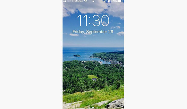Вместо фотографии разбитого экрана, девушка прислала скриншот, на котором не могут отображаться царапины и сколы :)