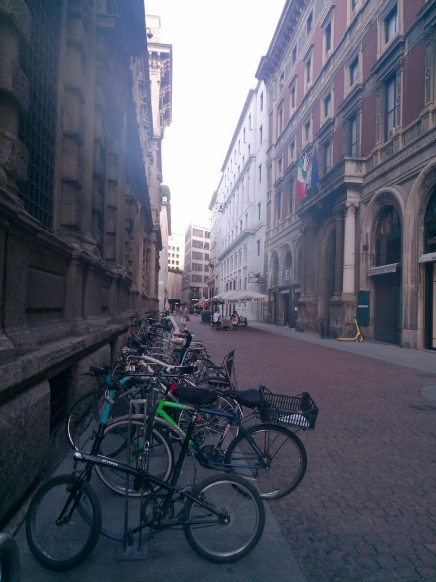 На одной из улиц Милана