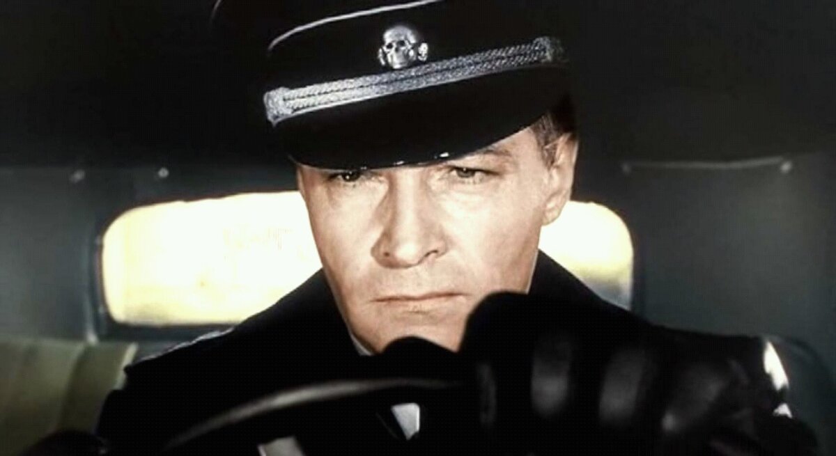 Лучшая подборка анекдотов про Штирлица