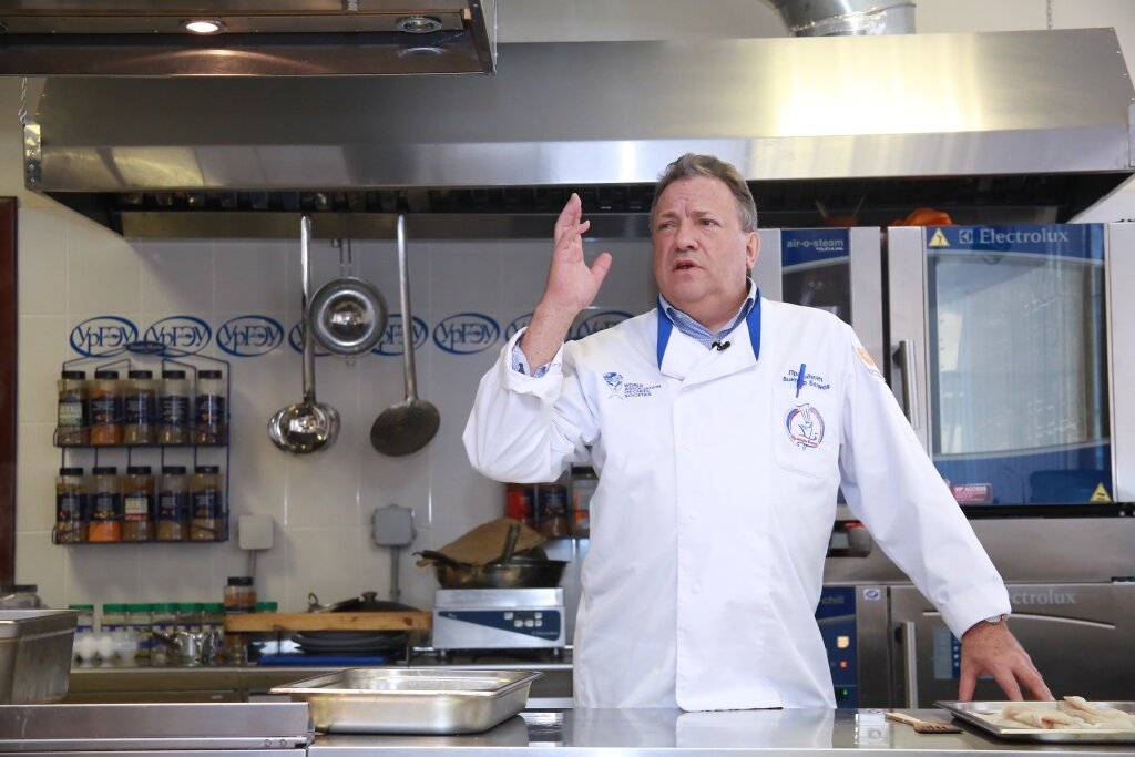 виктор беляев и шефы. галкин анатолий николаевич повар. анатолий галкин шеф-повар. кремлевский шеф повар анатолий галкин. кремлевские шеф повара.