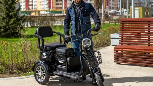 СЕМЕЙНЫЙ ЭЛЕКТРО-ТРИЦИКЛ Rutrike Бумеранг 650W _ Тест-драйв и обзор по технике