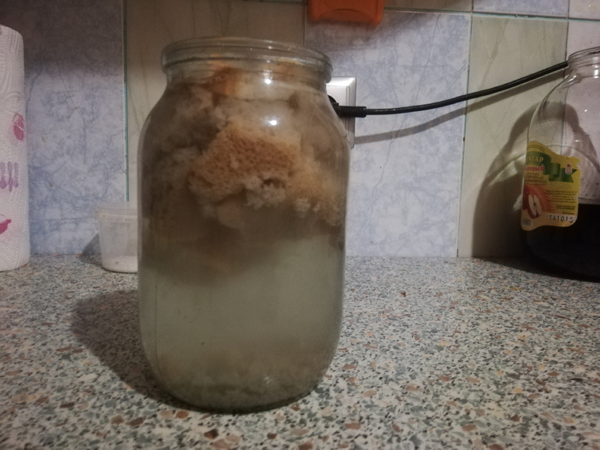 залить воды