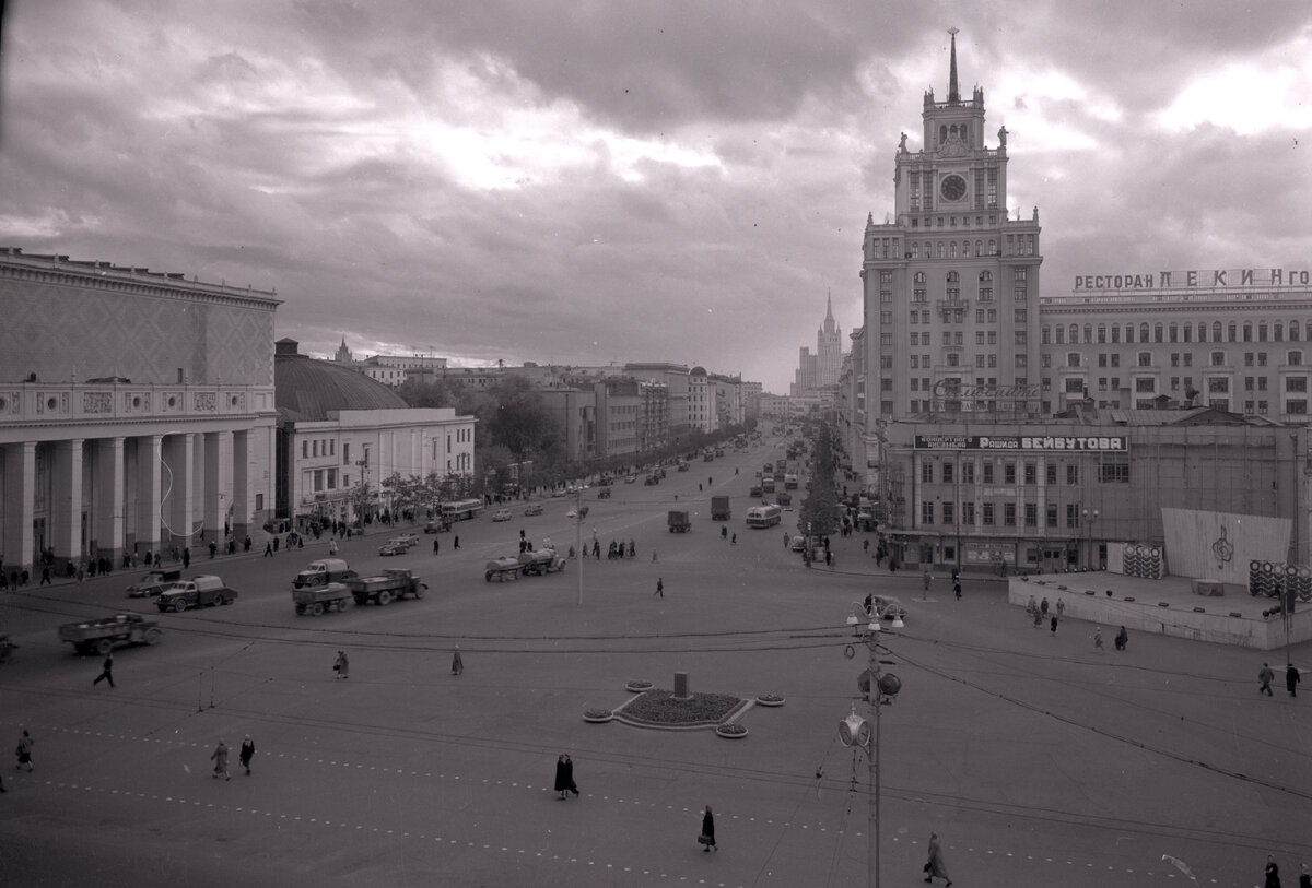 триумфальная площадь в москве после реконструкции