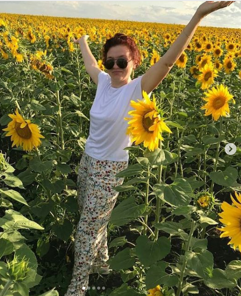 в подсолнухах, где милый обнимал меня, личный архив