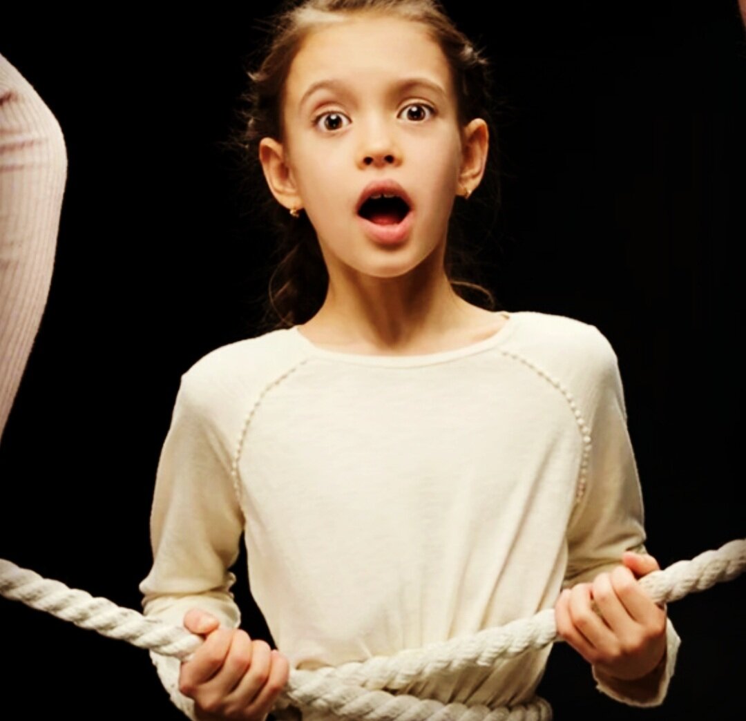 детское непослушание. непослушный ребенок. хотите послушного ребенка. хотите послушного ребенка. хотите послушного ребенка.