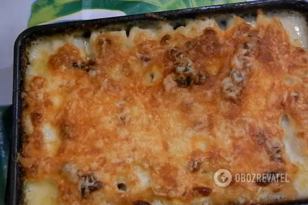 У нас получилось очень сытное, ароматное и румяное блюдо