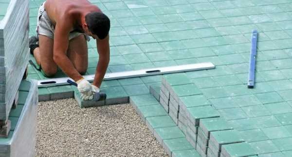 Щебеночное основание стоянки