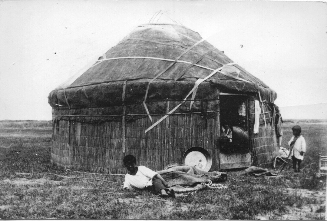 
 Карагаши, фото начала 1930-х гг. В.И. Трофимова, фонд Астраханского государственного объединенного историко-архитектурного музея-заповедника