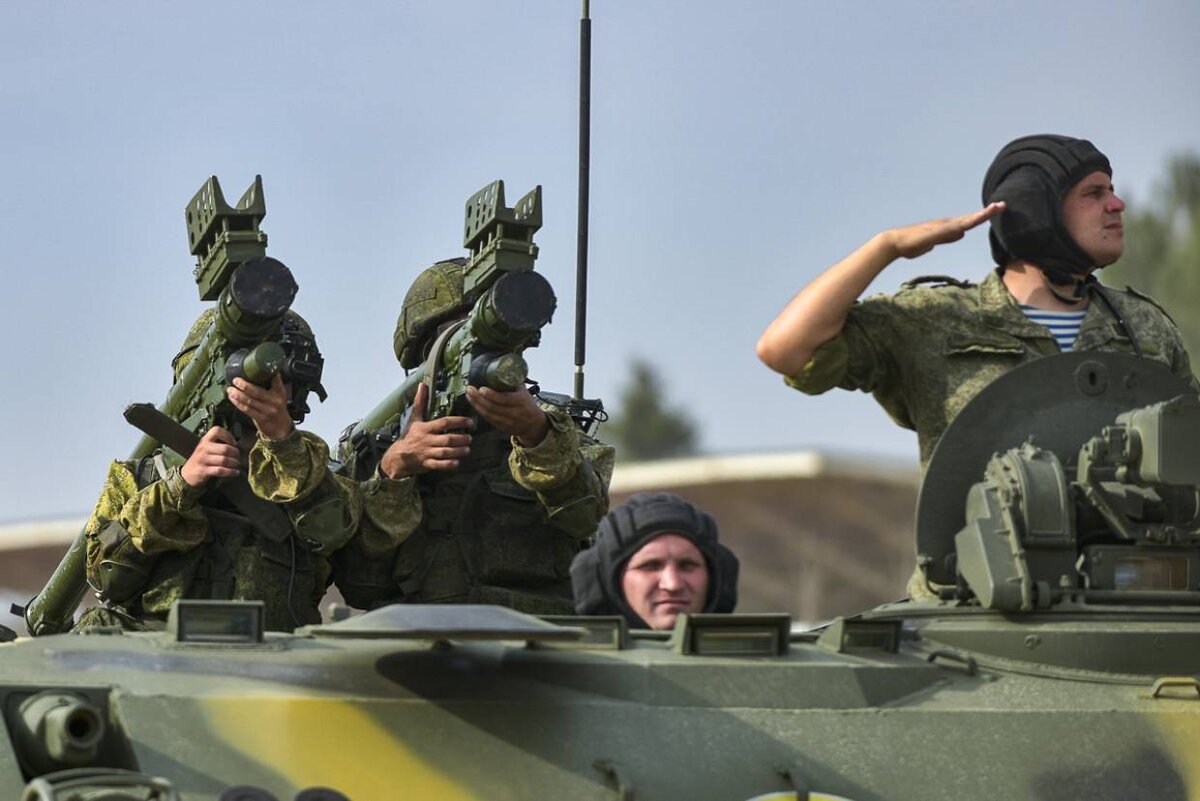Фото в поддержку российских военных на украине