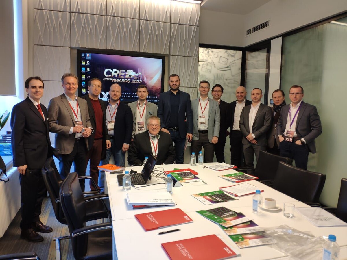 Влад Сурков в жюри Премии CRE AWARDS 2022