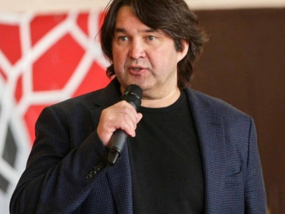 Шамилю Газизову теперь придется очень непросто...